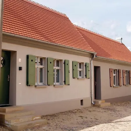 0-bedroom Holiday In קיריץ