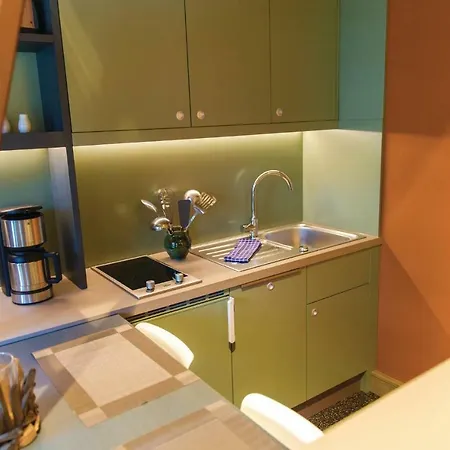 0-bedroom Holiday In קיריץ