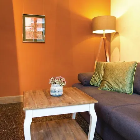 0-bedroom Holiday In בית נופש *